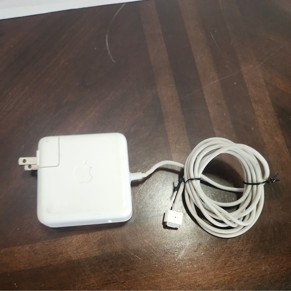 Genuine Apple 60w MagSafe 1 60W Power Charger A1344 for MacBook AC Adapter